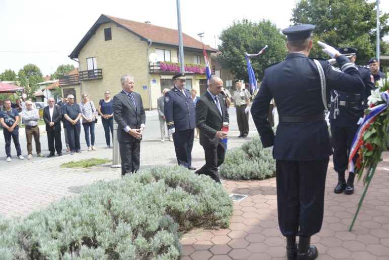 Ministar Medved na obljetnici tragične pogibije pripadnika PP Beli Manastir