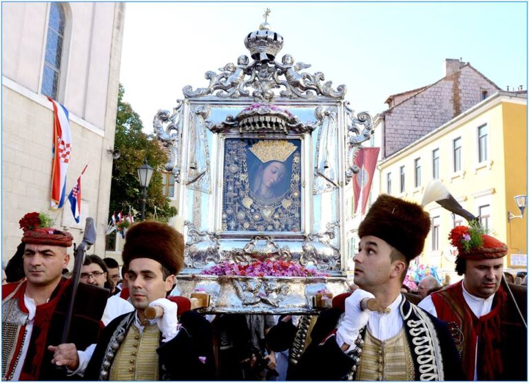 Gospa Sinjska-procesija 15.kolovoz 2017 godine