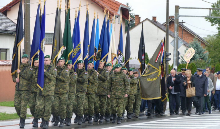 Dani sjećanja – dani tuge i ponosa Petrinjaca (FOTO)