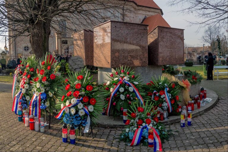 Obilježena 26. obljetnica pogibije velikog broja branitelja Komletinaca