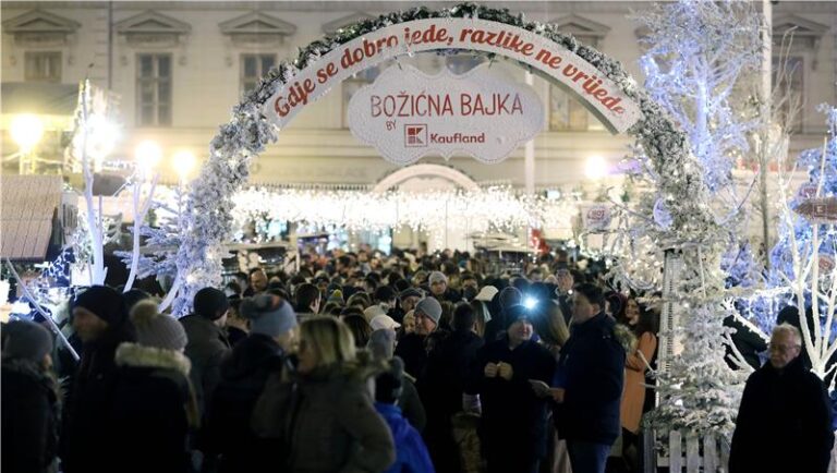 Teolozi: Božićni sajmovi nisu prepreka za vjernika koji želi naći Božić…Tišinu do jaslica trebamo organizirati sami…