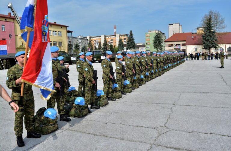 Svečani ispraćaj 1. hrvatskog kontingenta u operaciju potpore miru Ujedinjenih naroda u Libanonu…FOTO…