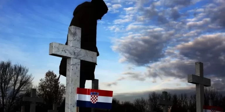 PRIOPĆENJE Koordinacije braniteljskih udruga Vukovara: Srđan Milaković mora odmah otići s pozicije u gradu Vukovaru s koje širi nacionalnu netrpeljivost, širi neistine i obmane, te sije mržnju…