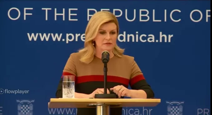 (VIDEO) PREDSJEDNICA POKAJNIČKI: Da “Pogriješila sam kad sam rekla da je ‘Za dom spremni’ stari hrvatski pozdrav”!