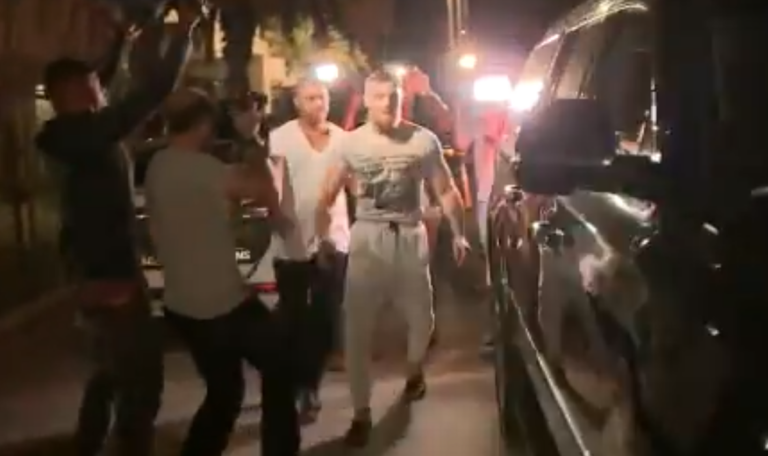 VIDEO: CONOR MCGREGOR PONOVNO ZAVRŠIO IZA REŠETAKA ‘Ludi’ Irac još jednom šokirao svijet! Nevjerojatno što je napravio vlastitom navijaču