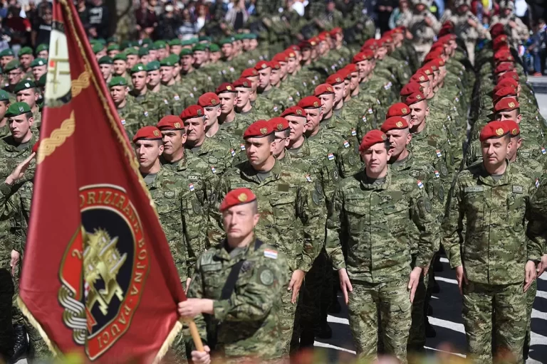 FOTO-VIDEO: U Sinju svečano obilježena 12. obljetnica Gardijske mehanizirane brigade