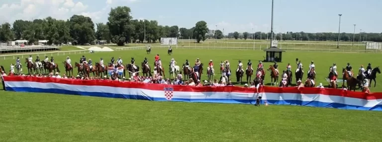 BANDIĆ ZATVARA ZAGREBAČKI HIPODROM: Svi korisnici moraju napustiti hipodrom zajedno sa svojim konjima…