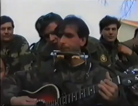 POSLUŠAJTE OVE HRVATSKE JUNAKE: VIDEO-113. Šibenska Brigada ZNG – ‘Votka Đus’ Pjesma Položaj, 1991. god.