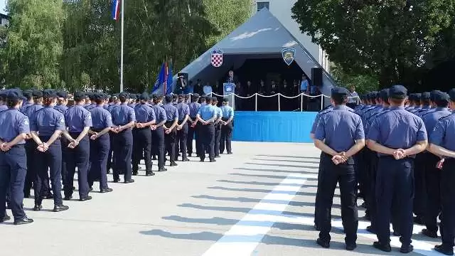 Novi Zakon o policiji: Od sada u policiju možete ići i bez završene četverogodišnje srednje škole