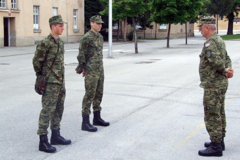 U požeškoj vojarni počela obuka vrhunskih sportaša Mateja Vidovića i Eliasa Kolege na dragovoljnom vojnom osposobljavanju…