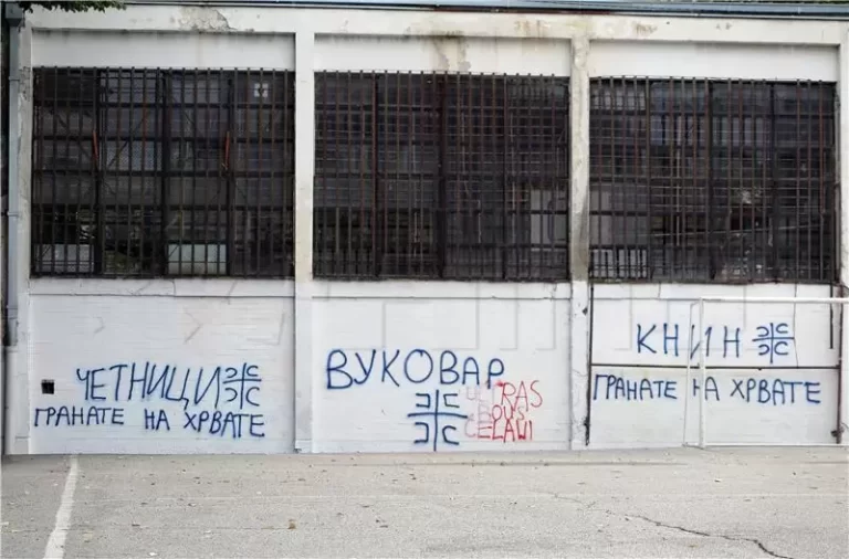 SUBOTICA: Demokratski savez Hrvata u Vojvodini zabrinut: Prebojani antihrvatski grafiti u Beogradu, zabrinjava šutnja državnih institucija