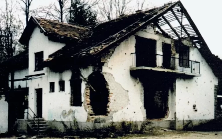 U boju za „Trokut“ poginulo je 11 Hrvatskih heroja…Na današnji dan 1991. godine odigrao se ljuti boj za motel „Trokut“ na novljanskom ratištu koji je obilježio početak operacije “Orkan ’91″…