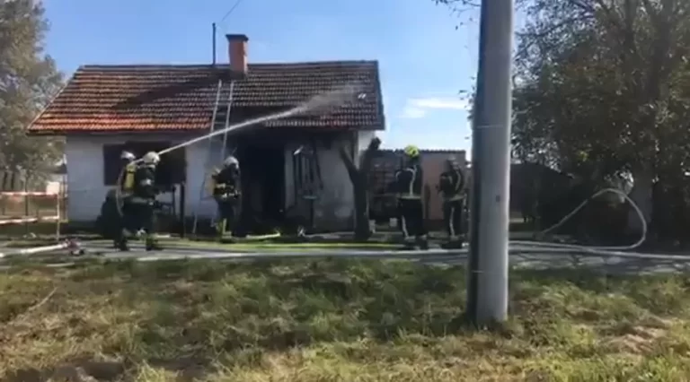 (VIDEO)Zapalila se kuća u Buzinu: U požaru ozlijeđeno troje ljudi…