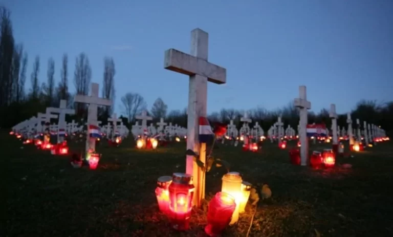 KAD VRIJEME STANE A BOL NE PROLAZI…TKO NIJE DOŽIVIO NE MOŽE RAZUMJETI!