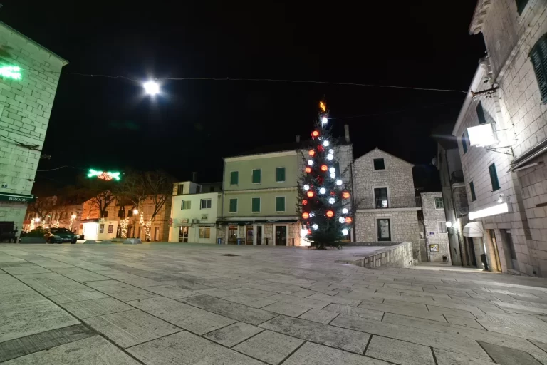 Donosimo kompletan program manifestacije “Tradicionalni hrvatski Božić u Imotskom”