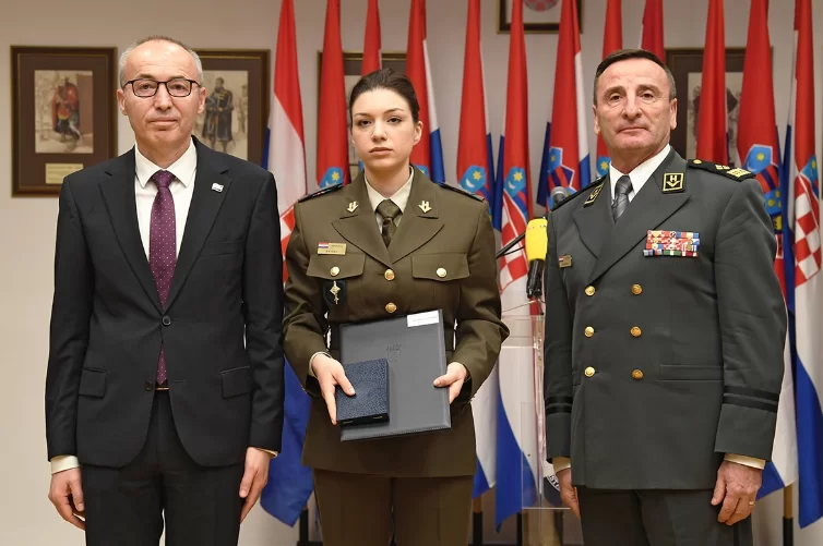 (FOTO-VIDEO) Dodjele vojnih medalja:Hrvatska vojska nakon 28 godina ima Pravilnik o vojnim medaljama…