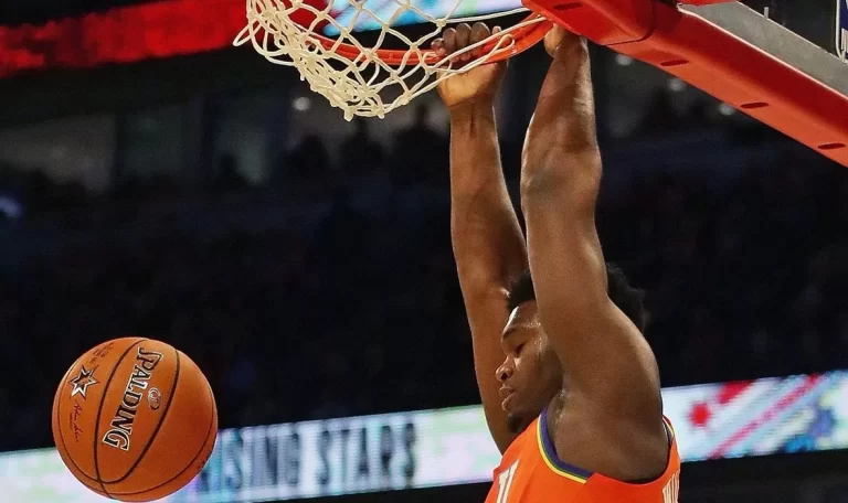 VIDEO: IGRAČI NA TERENU HVATALI SU SE ZA GLAVE! Pogledajte kako je NBA-zvijezda razbila konstrukciju koša na All-star nadmetanju novaka…