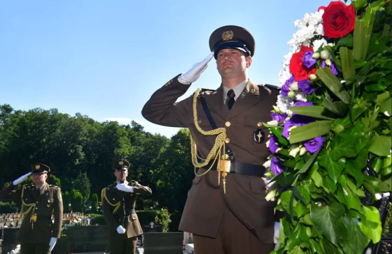 Položeni vijenci za 29. obljetnicu Oružanih snaga RH