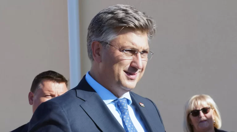 Plenković: “Bilo bi neobično za zemlju s toliko katolika da nigdje ne bude ničega”