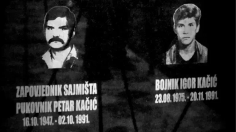 Petar Kačić – Srednji Bojler 02.10.1991: Nije mogao izdržati da se njegovi ratnici sami bore, ionako teško ranjen krenuo im je pomoći i poginuo…