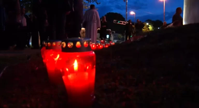 DAN OBRANE ZADRA  Spomen hodnjom, domoljubnom poezijom, sv misom i paljenjem svijeća odana počast poginulim braniteljima!