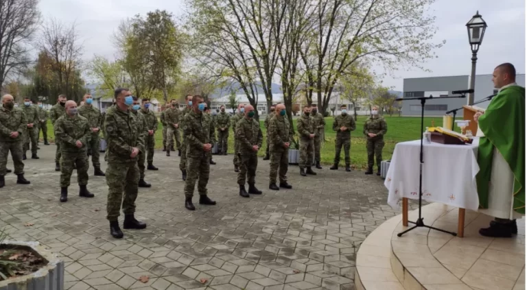 FOTO U vojarni „Pk. Predrag Matanović“ proslavljena 30. obljetnica ustrojavanja „Tigrova“! Cijenimo i oslanjamo se na Boga i Crkvu kao što su činili Tigrovi u Domovinskom ratu…