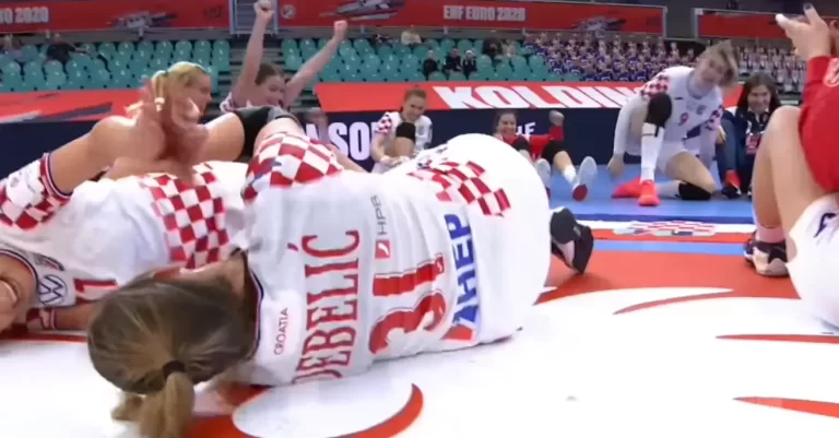 VIDEO-FOTO: NEKA PATI KOGA SMETA! PREKRASNO POBJEDNIČKO SLAVLJE IZ DANSKE! POGLEDAJTE KAKO SU HRVATICE PROSLAVILE ULAZAK U POLUFINALE EP-a…