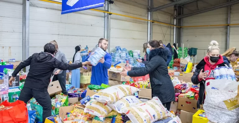 Caritas Sisačke biskupije distribuirao stradalima 40 šlepera pomoći