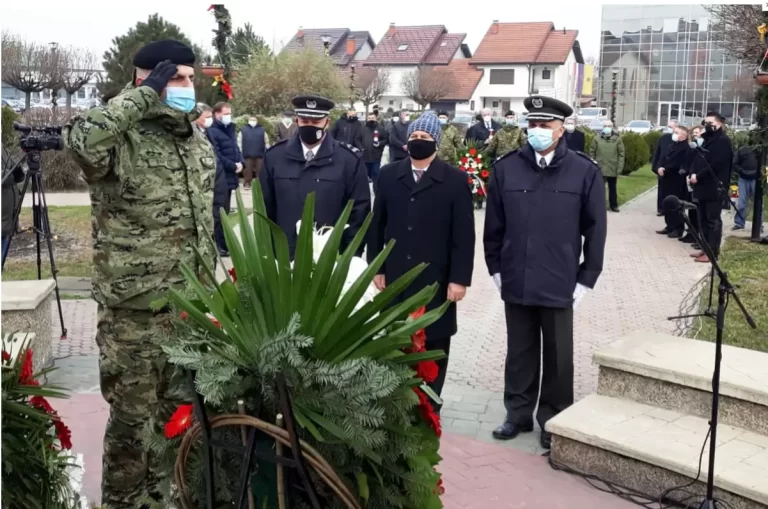 FOTO Obilježena 29. obljetnica pogibije ratnih pilota i padobranaca HRZ-a i branitelja Otoka…