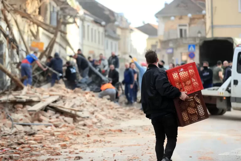 RAZORAN POTRES NA BANOVINI: Što bi bilo da se ljudi nisu sami organizirali?