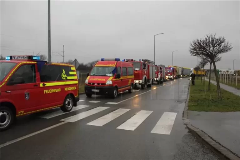 Danke Deutschland! Njemački vatrogasci u konvoju od čak 23 vozila dovezli humanitarnu pomoć. U Sisak dovezli ukupno 230 tona različite opreme