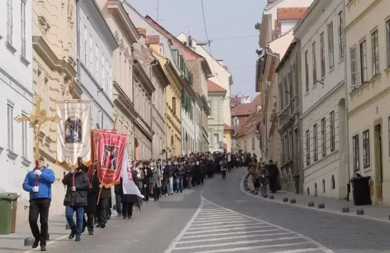 U Zagrebu korizmena procesija od Katedrale do Rokova perivoja! Kardinal Josip Bozanić: Potrebni smo nove ljudske blizine