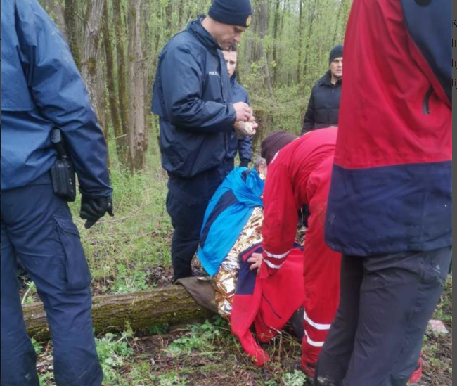 Policija spasila ribiča iz nabujale rijeke. Zadnjim atomima snage pothlađeni ribič se držao za granu u vodi