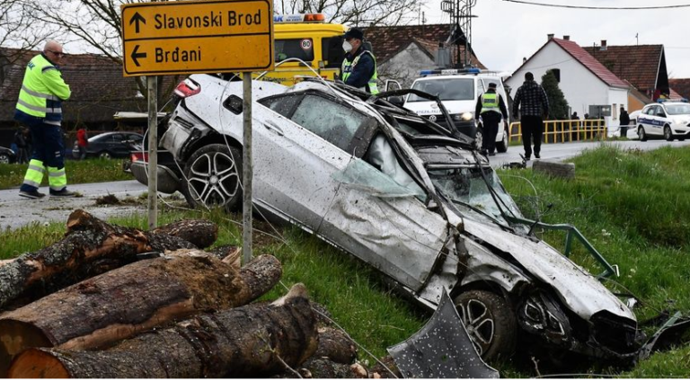 Tragedija kod Nove Gradiške: U teškoj prometnoj nesreći poginuo 31-godišnjak