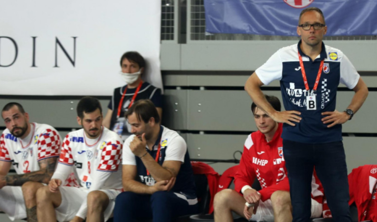 POMLAĐENA HRVATSKA REPREZENTACIJA DOŽIVJELA PRVI PORAZ U EURO KUPU, U VESZPREMU SLAVILI MAĐARI