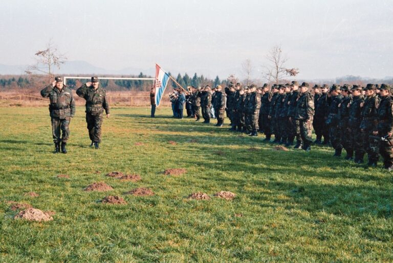 FOTO Na današnji dan 1991. godine ustrojena je 129. brigada ZNG/HV-a. Zapovjednikom brigade imenovan je pukovnik Zvonimir Županić.