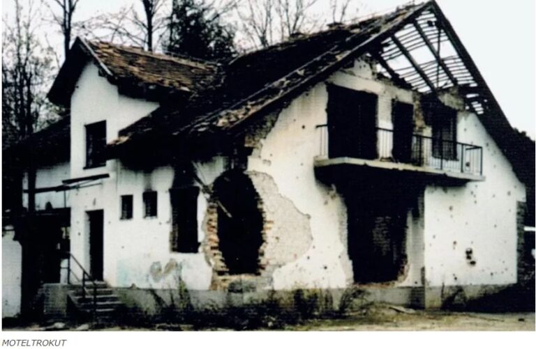 FOTO VIDEO U žestokom boju za „Trokut“ poginulo je 11 Hrvatskih heroja…U listopadu1991. godine odigrao se ljuti boj za motel „Trokut“ na novljanskom ratištu koji je obilježio početak operacije “Orkan ’91″…