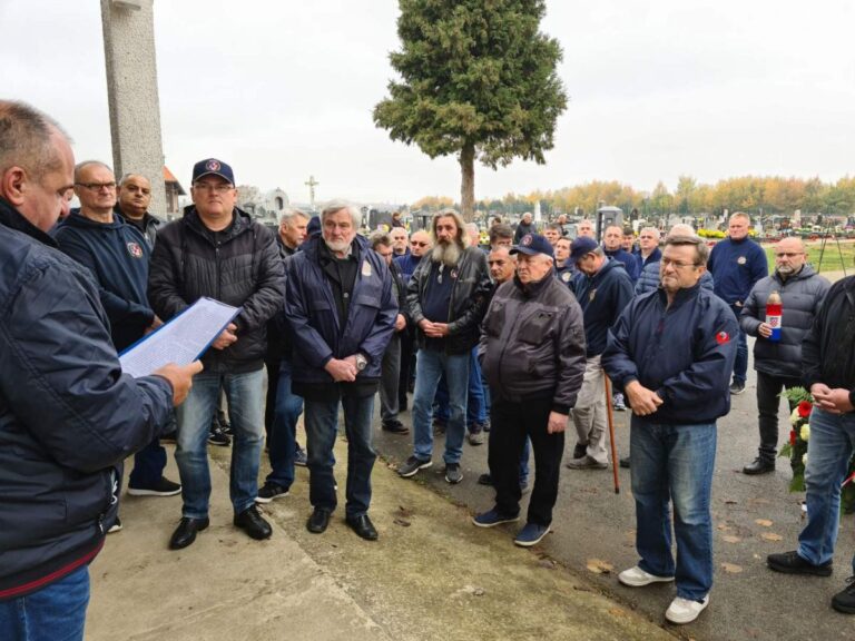 (FOTO-VIDEO) OBILJEŽENA 30 OBLJETNICA;  Za ovaj veliki srpski ratni zločin nad hrvatskim civilima, hrvatska javnost gotovo “ništa ne zna”…Iako postoje svi dokumenti, nitko iz Srbije za ovaj teški ratni zločin nije odgovarao!