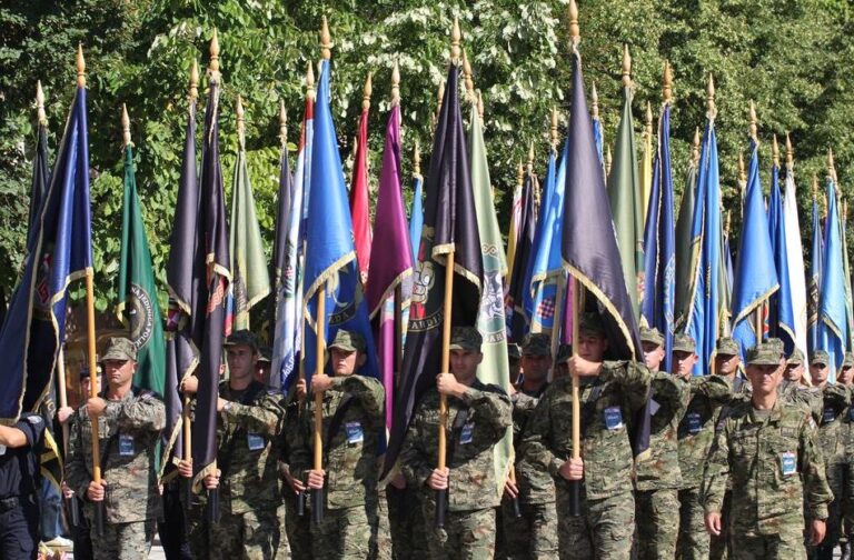 APEL I POZIV SVIM ČESTITIM HRVATSKIM HEROJIMA: Prijatelji, braćo po oružju, hrvatski ratnici, heroji, pobjednici, svi pripadnici hrvatskih snaga…Kako ste nam danas, 30 godina nakon Dana ponosa i slave?…