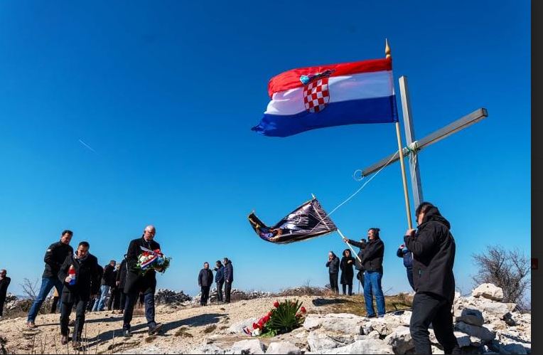 FOTO Obilježena 29. godišnjica pogibije hrvatskih branitelja Gorana Batura i Mile Kneza…Isti dan otkriveno je spomen obilježje hrvatskom branitelju Željku Đinđiću povodom 30. godišnjice njegove pogibije na području Sokoluše…