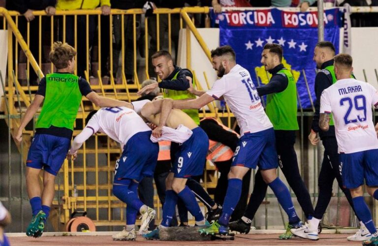 Hajduk slavio pobjedom nad Dinamom u derbiju odluke na Poljudu i zakomplicirao prvenstvo: Pogledajte gol Kalinića