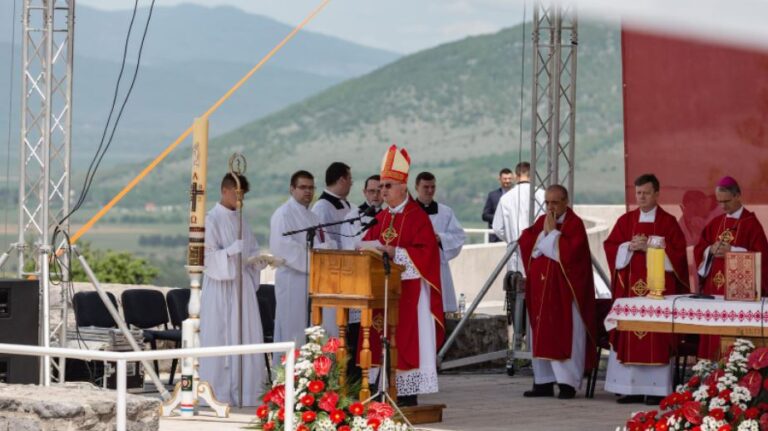 UDBINA: SREDIŠNJA KOMEMORACIJA ŽRTVAMA BLEIBURŠKE TRAGEDIJE