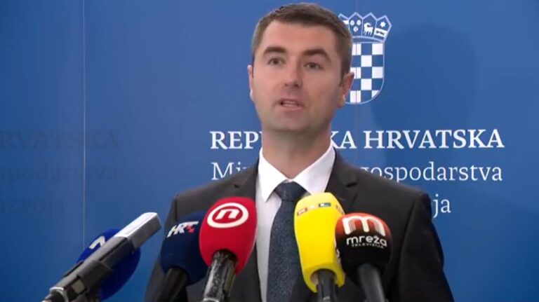 Filipović; Od ponoći  benzin pojeftinjuje, dizel poskupljuje. Cijene iste na autocestama i izvan njih