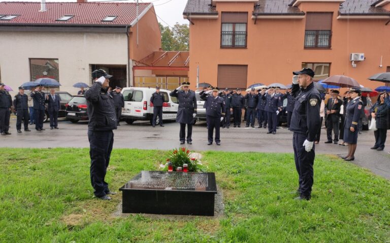 Policijska uprava brodsko-posavska obilježila Dan policije – blagdan Svetog Mihaela.