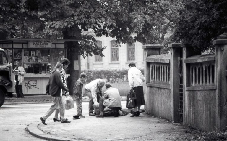 FOTO Na današnji dan 1991. započeo je opći napad agresorske JNA i pobunjenih Srba na položaje hrvatskih snaga na Slunjskim brdima iz pravca poligona Cerovac, Kamenskog i Gornjeg Mekušja.