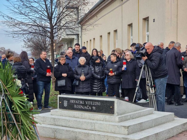 FOTO-VIDEO Obilježen Dan obrane grada Osijeka i 31 obljetnica herojske pogibije naših prijatelja i suboraca u šumi Rosinjača!