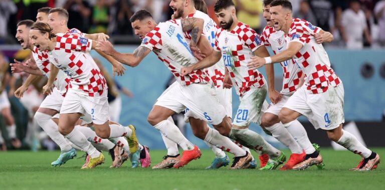 FOTO -VIDEO: POBJEDA HRVATSKE ZA POLUFINALE! Brazilci će ipak umjesto Sambe morati naučiti plesati “Eru s onog svijeta”!