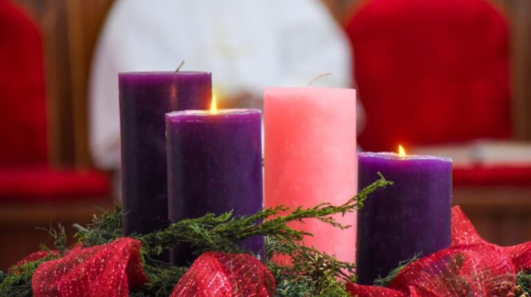 Obred paljenja druge adventske svijeće